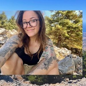 Meet your Posher, Shira